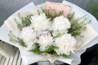 Bó Mẫu Đơn Nữ Hoàng