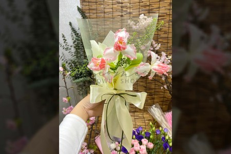 Bó Tulip Ren Hồng